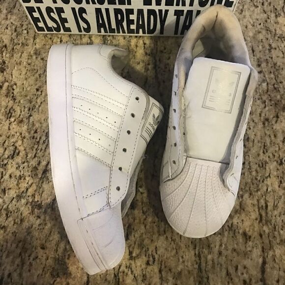 AdidasâOriginalâSuperstar đâSneakersâSzâ8 - Picture 5 of 8